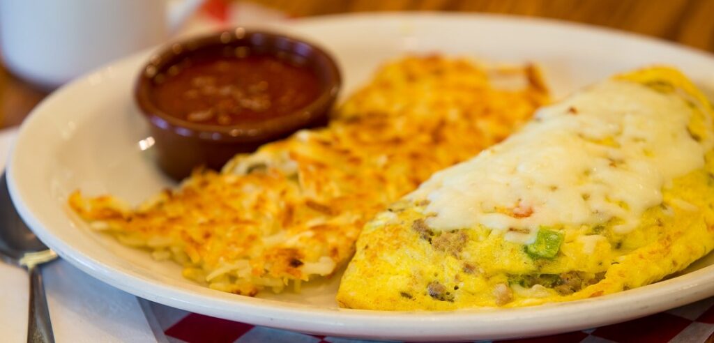 What's the Difference Between Country-Style Breakfast and a Diner Breakfast?